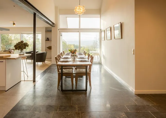 Vakantiehuis De Brohimont - Exceptional Location - Uitzonderlijke Locatie